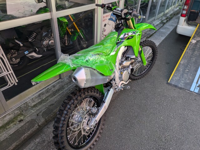 JTLKX250iQFasj摜8