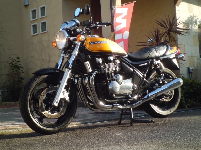 ゼファー1100 ほぼノーマル車 カワサキ 愛媛県 モトフレンズ 中古バイク詳細 中古バイク探しはmjbikeで