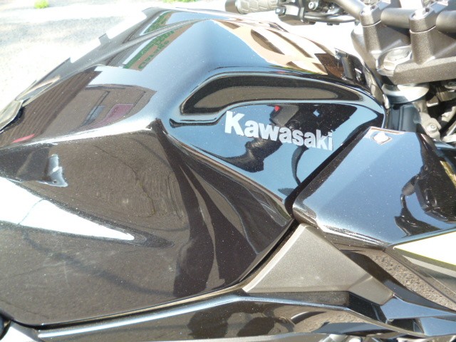 JTLZ250iQRsj摜8