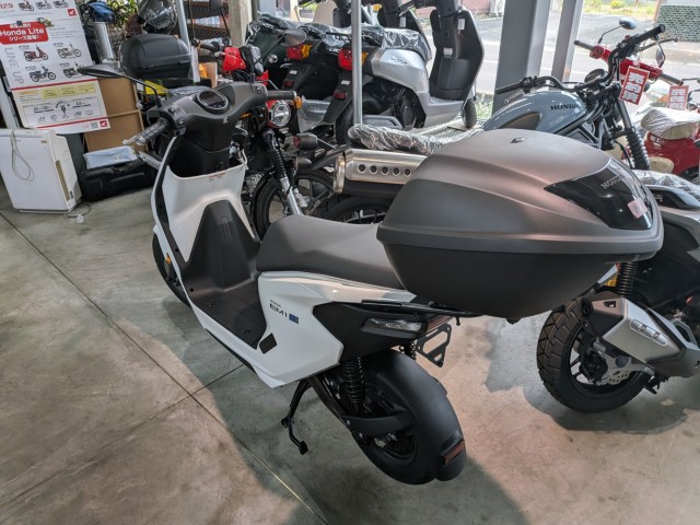 z_EM1 e:i쌧ωsj摜3