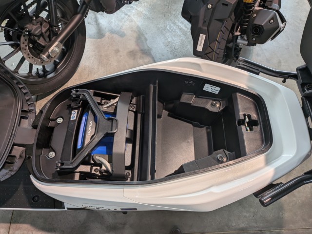 z_EM1 e:i쌧ωsj摜16