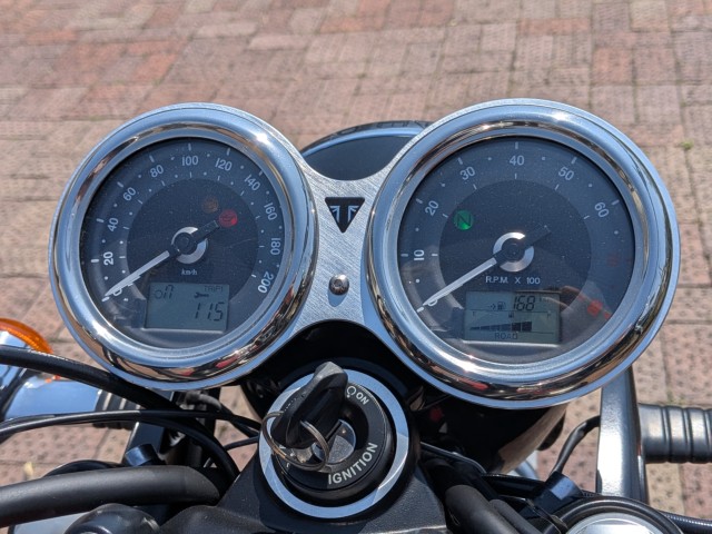 �g���C�A���t�g���C�A���t�E�{���l�r��T120�i���쌧�����s�j�摜22