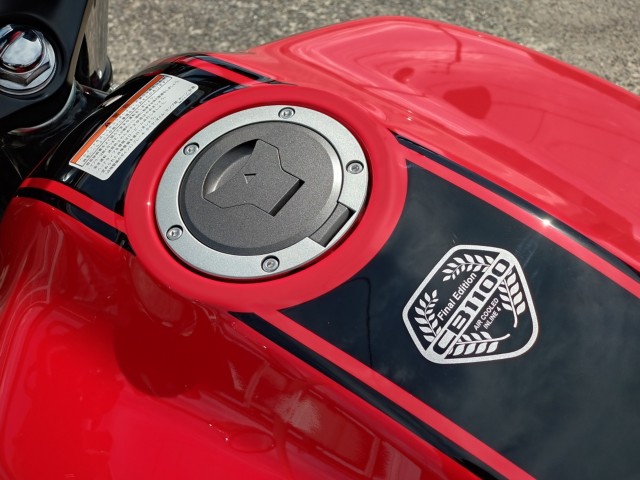 z_CB1100RSi쌧̌SFÒj摜7