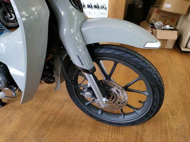 �z���_�X�[�p�[�J�uC125�i���Q�����R�s�j�摜14