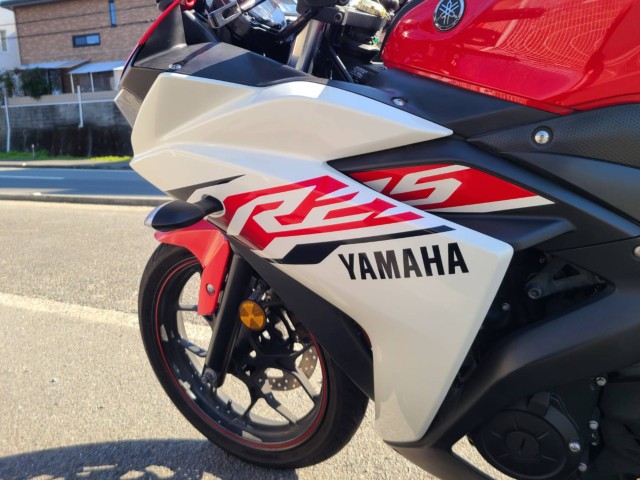 ���}�nYZF-R25�i���Q�����R�s�j�摜12