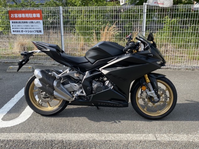 z_CBR250RRiQRsj摜2