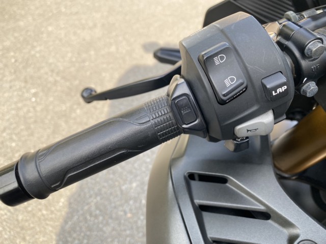 z_CBR250RRiQRsj摜10