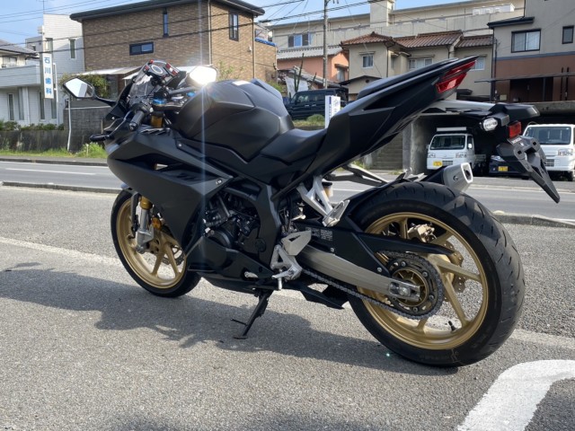 z_CBR250RRiQRsj摜7