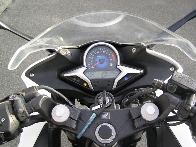 z_CBR250Risj摜11