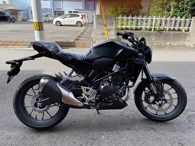 z_CB250RiQRsj摜1