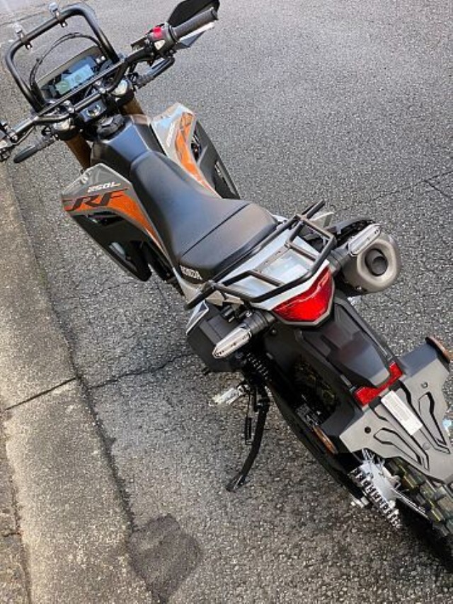 z_CRF250LiQRsj摜6