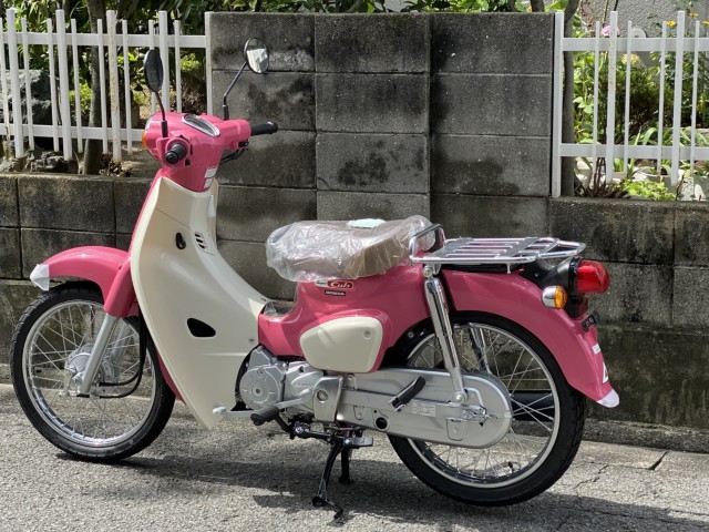 スーパーカブ50 サマーピンク 天気の子 ｖｅｒ ホンダ 愛媛県 プロスタクボ 中古バイク詳細 中古バイク探しはmjbikeで