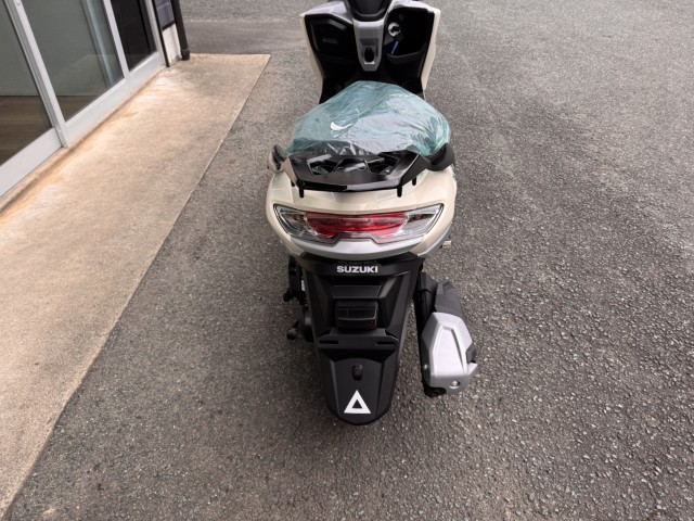 �X�Y�L�o�[�O�}���X�g���[�g125EX�i���Q���쑽�S���q���j�摜9