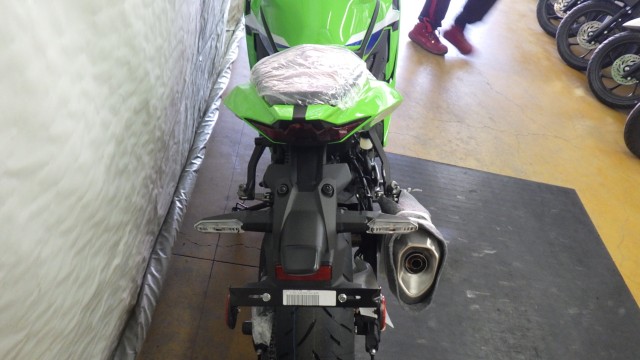 �J���T�LNinja ZX-25RR�i���Q�����R�s�j�摜6