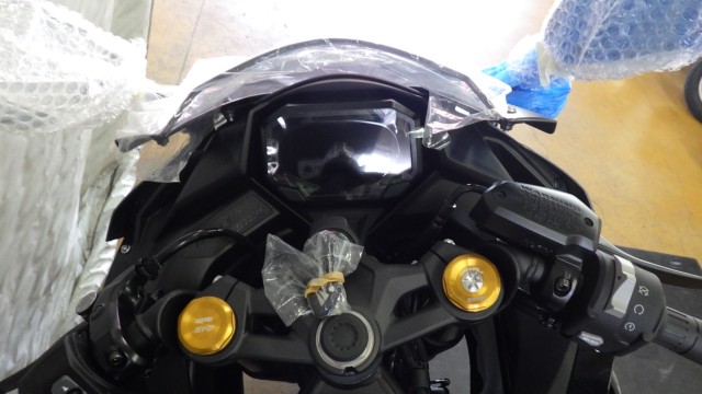 �J���T�LNinja ZX-4R SE�i���Q�����R�s�j�摜4