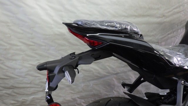 �J���T�LNinja ZX-4R SE�i���Q�����R�s�j�摜9