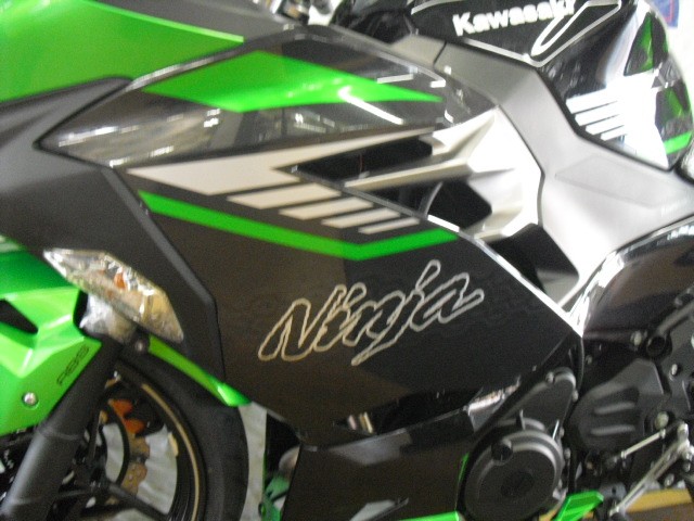 JTLNinja400iQRsj摜18