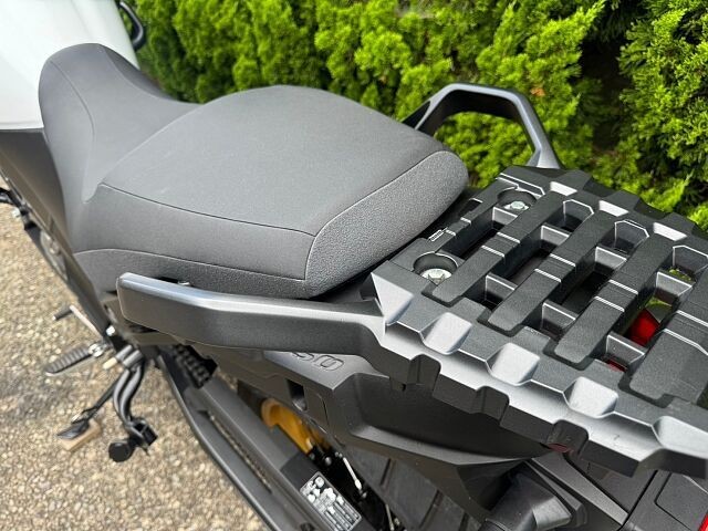 XYLV-Strom650XTiRq~sj摜10