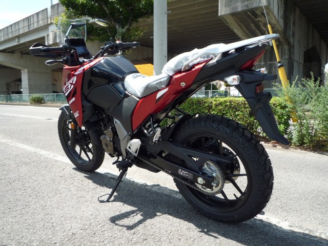 XYLVXg[250SXiQRsj摜6