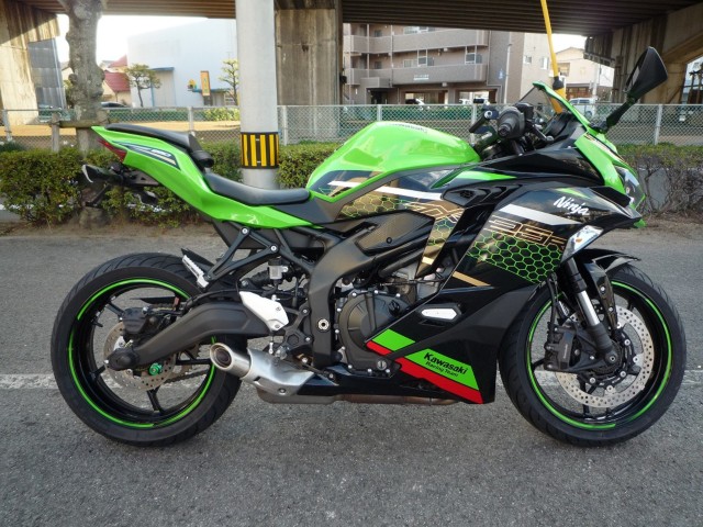 Ninja ZX-25R (カワサキ) / 愛媛県 (有)SBSフルタイム平和通店 中古 