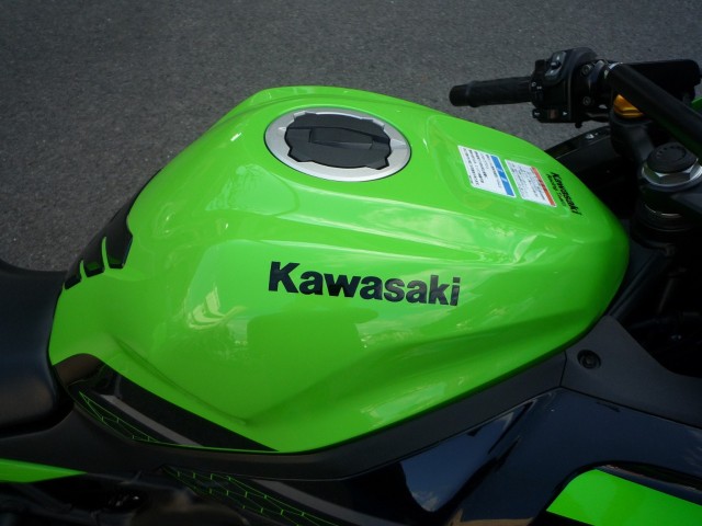 Ninja ZX-25R (カワサキ) / 愛媛県 (有)SBSフルタイム平和通店 中古 