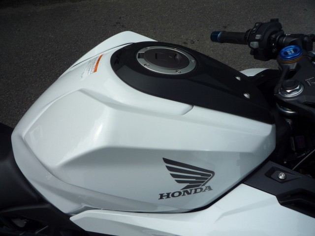 z_CBR250RRiQRsj摜13