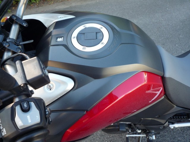 XYLV-Strom1000iQRsj摜21