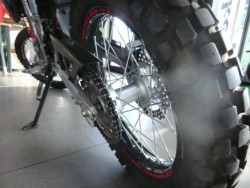 z_CRF250LiQRsj摜22