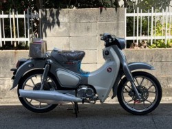 �z���_&nbsp;�X�[�p�[�J�uC125 