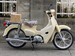 �z���_Super Cub 110 Lite�i���Q�����R�s�j�摜1