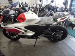 ���}�nYZF-R25�i���m�����m�s�j�摜2