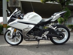 z_CBR250RRiQRsj摜2