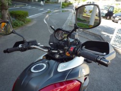 XYLV-Strom1000iQRsj摜12