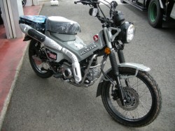 z_CT125iQVlsj摜1