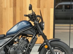 z_u250iQsj摜2