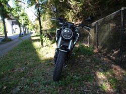 z_CB125RiLLsj摜2