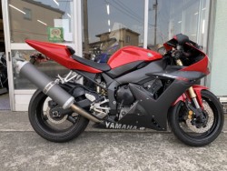 YZF-R1