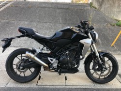 �z���_CB250R�i�L�����L���s���j�摜1